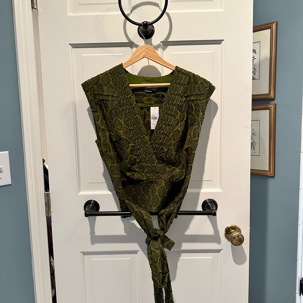 Sleeveless Olive Green Top with Velvet Embroidery